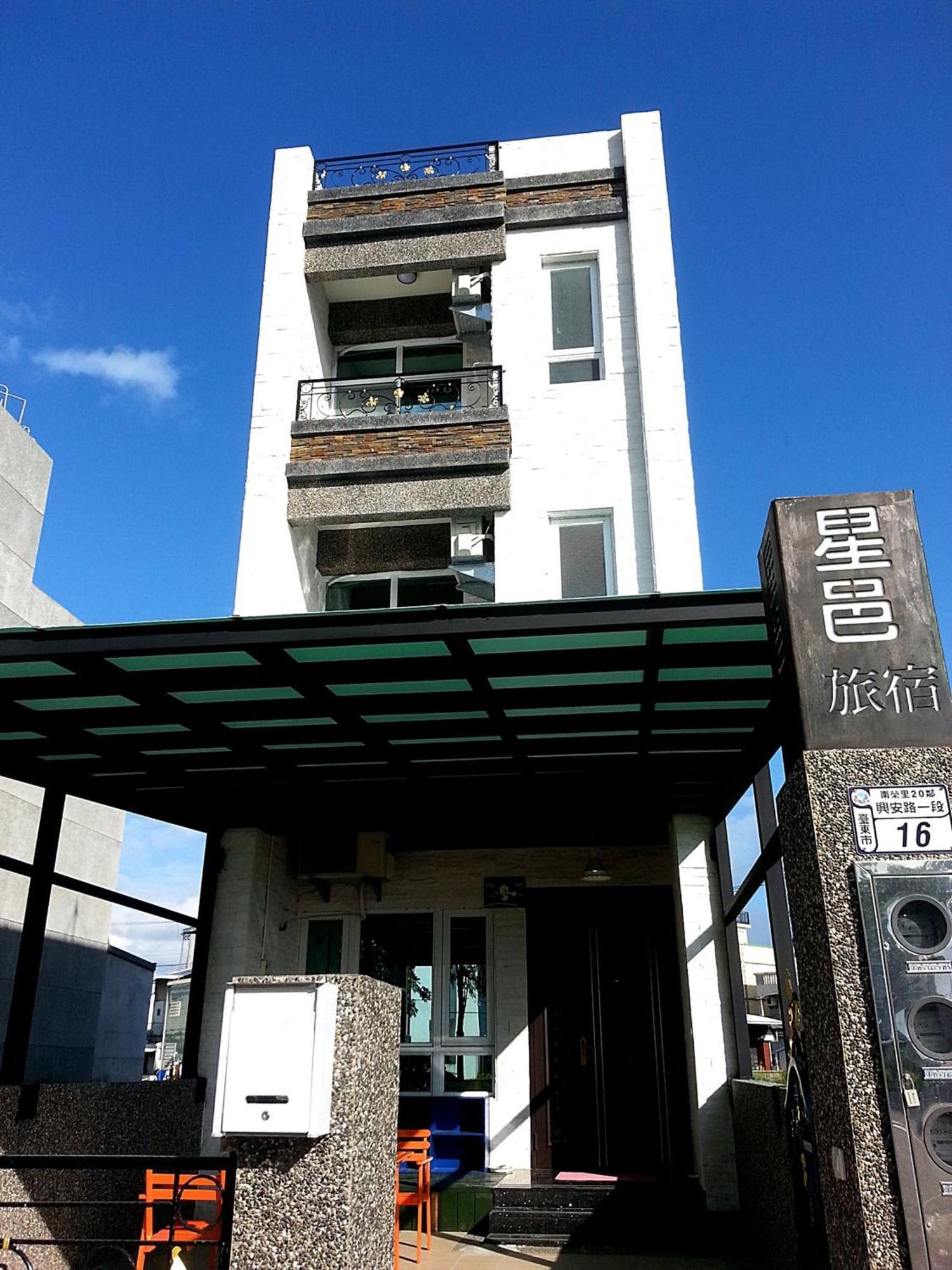 I Star Bed And Breakfast Taitung Экстерьер фото